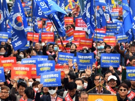 韓国で医師たちが“一日ストライキ”を開始…韓国政府の医療政策に反発、何が不満？