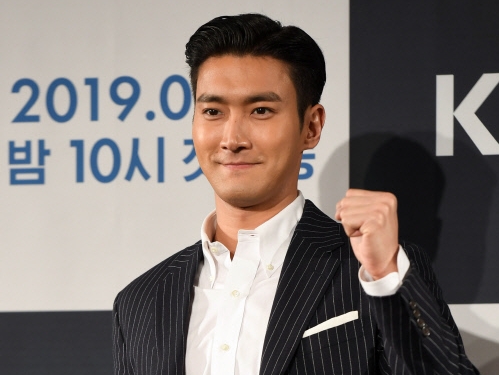 「本当に愛するなら付きまとわない」SUPER JUNIORシウォンが訴える