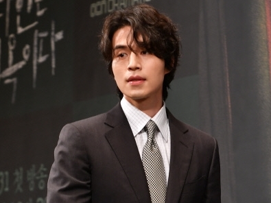 『トッケビ』の死神イ・ドンウク、次回作は推理劇の主人公？ 「前向きに検討中」と所属事務所