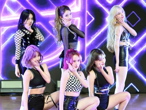 心霊現象→ブレイク必至!? 新人K-POPガールズグループANS、デビューショーケース開催