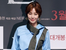 “奇跡の美人女優”が高級ホテル並みの自宅を公開して大反響「モデルハウスのようだ」