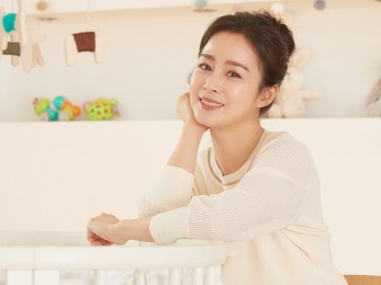 “韓国で最も美しい女優”キム・テヒ、『ハイバイ、ママ!』を語り尽くす!!【インタビュー】