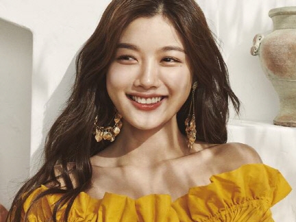 『トンイ』名子役キム・ユジョン、H&Mの広告モデルに。フェミニンなコーデで夏を先取り【PHOTO】