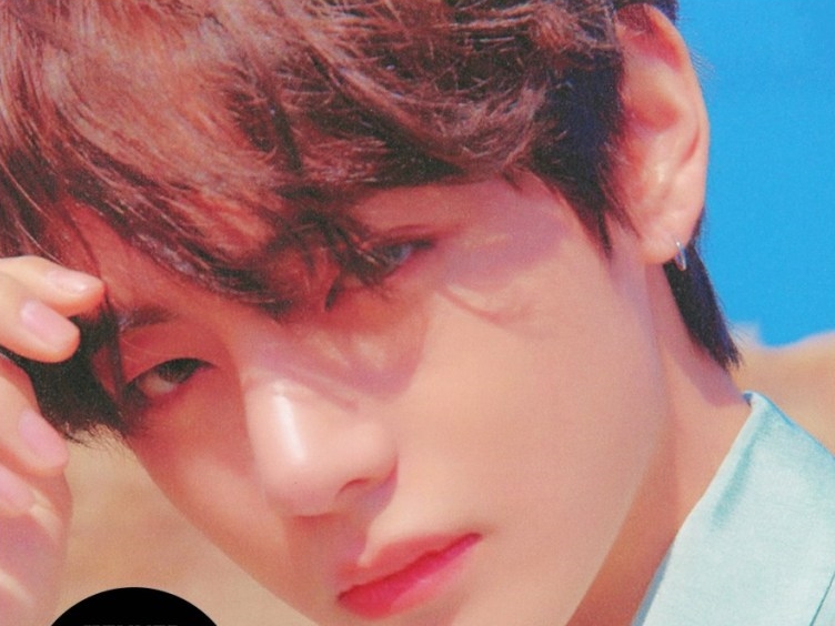 BTSのV「世界で最高の顔」2年連続1位に。“世界レベルのハンサムぶり”