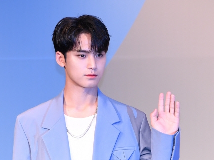 SEVENTEENのMINGYU（ミンギュ）、誠実な謝罪にエール相次ぐ。過去の“繁華街騒動”に言及