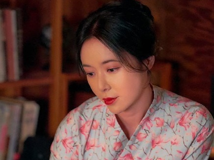 『サンガプ屋台』の女優ファン・ジョンウムが離婚へ…結婚から4年で破局