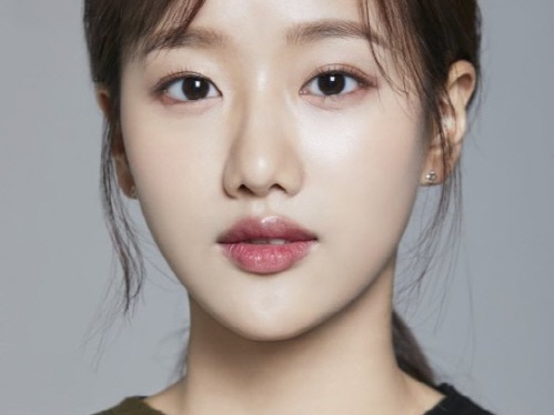 暴露が止まらないK-POP女性グループAPRIL…メンバーの“品のない過去発言”疑惑、事務所が否定