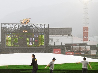 集中豪雨の被害が広がる韓国…観測史上、最も長い50日以上も明けない「梅雨」に