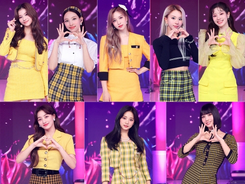 TWICE、カムバックを記念したスペシャル生配信ライブを成功裏に終える