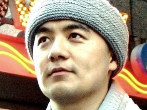 一軒家暮らしの“セレブ僧侶”、芸能活動中止宣言「僧侶の責務を果たせず…懺悔する」