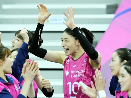 女子バレー韓国代表キム・ヨンギョンが、チームの無敗けん引する活躍にも満足していない理由