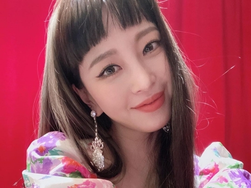 「こんなに美しい40歳が実在するなんて」美人女優ハン・イェスル、近況SHOTが綺麗すぎると話題に【PHOTO】