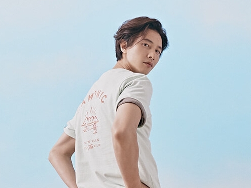 “韓流四天王”ウォンビン、また若返った!? 40代に見えない爽やかビジュアル【PHOTO】