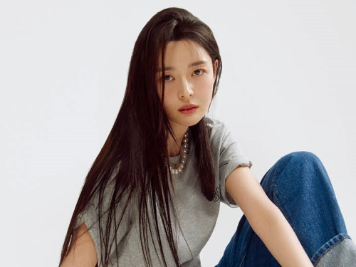 『梨泰院クラス』『暗行御史』女優クォン・ナラ、ナチュラルルックで見せた“ギャップ魅力”【PHOTO】