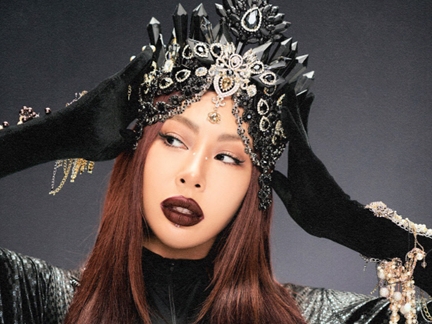 『江南スタイル』PSYの事務所に所属するカリスマ歌手！ Jessiの新曲が驚異のスピードで大記録