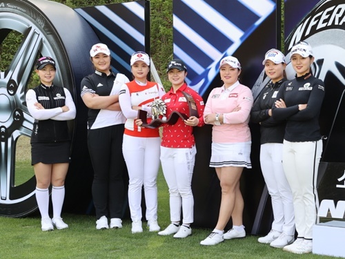 前回王者ら6選手が登場！韓国女子ツアー第2戦のフォトコールの様子をご紹介【PHOTO】