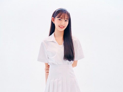 CUBEエンタの新グループLIGHTSUM、再び『プデュ48』出身メンバーが合流【PHOTO】
