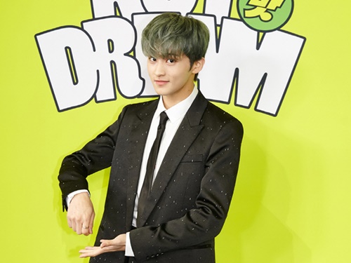 NCT DREAMにマークが復帰！会見でロンジュンが語った“マーク愛”「いつもドリームだった」