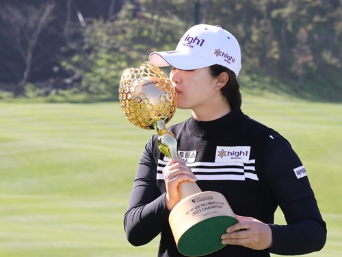 韓国女子ツアー第4戦、プロ11年目のクァク・ボミが悲願の初優勝！「夢かと思った」