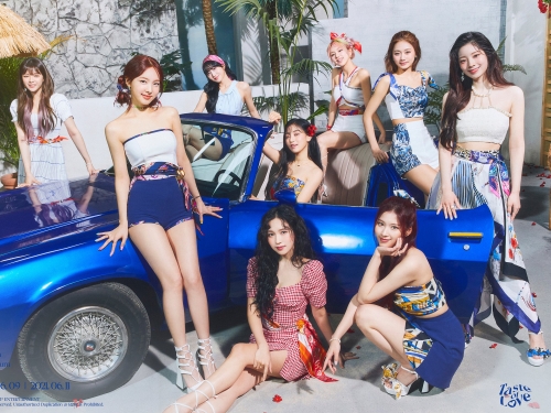 【一問一答】TWICEが語る『Taste of Love』での成長。今までの「清涼TWICE」とは違う魅力に注目！