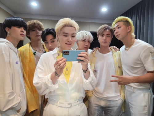 BTSの大幅イメチェンが話題！「全員最高のビジュです」とファン歓喜の声【PHOTO】