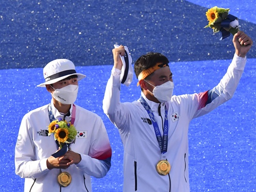 韓国、東京五輪金メダル1号はアーチェリー混合団体！20歳＆17歳コンビが同種目の初代王者に