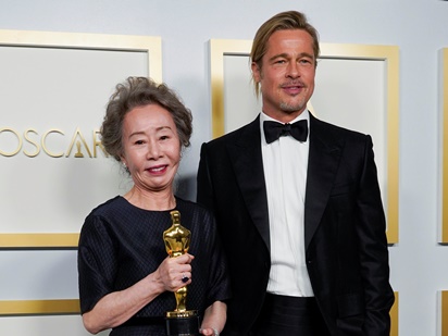 韓国では瞬間最高視聴率を記録、第93回アカデミー賞でユン・ヨジョンの感想シーンが話題