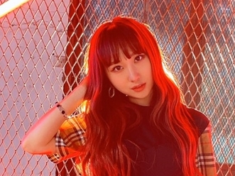 元AKB48高橋朱里、新曲の衣装を大公開！ 「みんなはどれが好き？ 」【PHOTO】