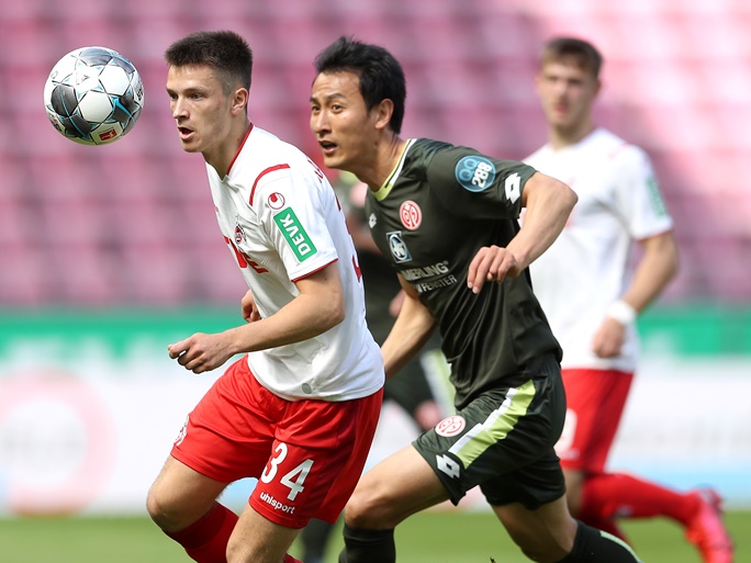 1年間公式戦出場なし の韓国代表fwがついに新天地デビュー ブンデス再開初戦で先発出場 スポーツソウル日本版